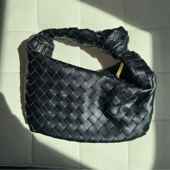 Black Woven Handbag - Picture 2 of 8